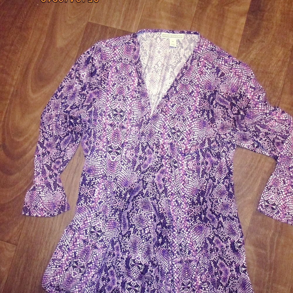 DANA BUCKMAN MEDIUM RAYON/SPANDEX PRINTED LS TOP